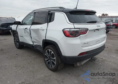 2022 Jeep Compass Limited 4X4 z USA, uszkodzony, nr VIN 3C4NJDCB9NT182251